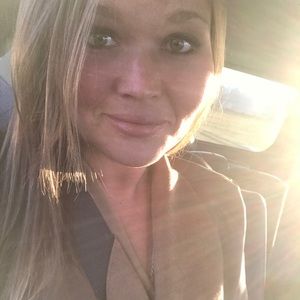 Meet your Posher, Kristin